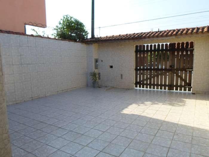 Casa Aconchegante Com Piscina Villa Mongagua Exterior photo